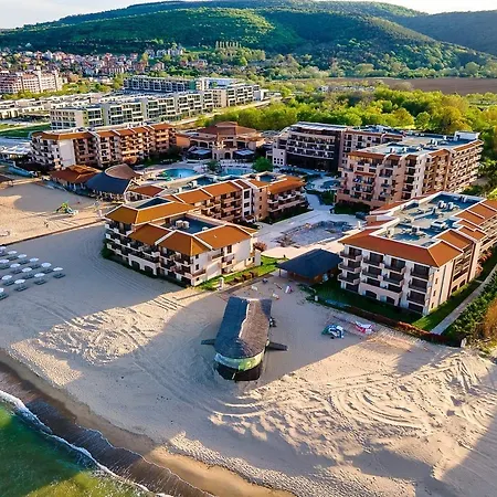 Hvd клуб мирамар - 24 часа ултра ол-инклузив 4* Обзор