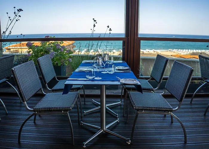 Hvd Clubhotel Miramar Здравен курорт Обзор