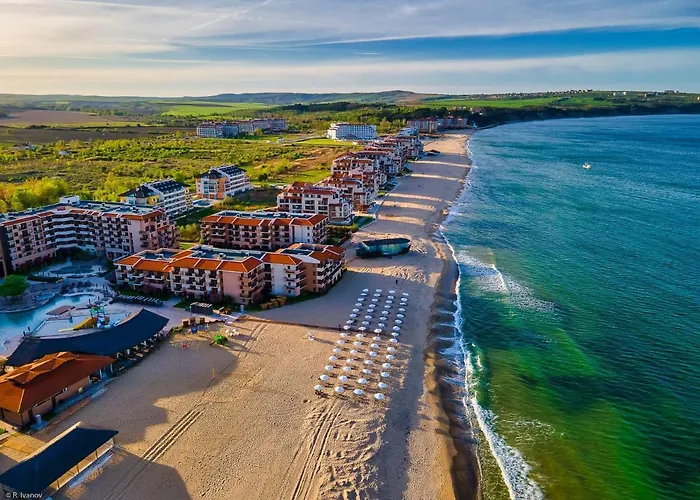 Здравен курорт Hvd Clubhotel Miramar 4*